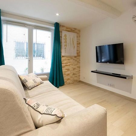 BNB RENTING brand-new atypical studio in rue Fourmillière Antibes Extérieur photo