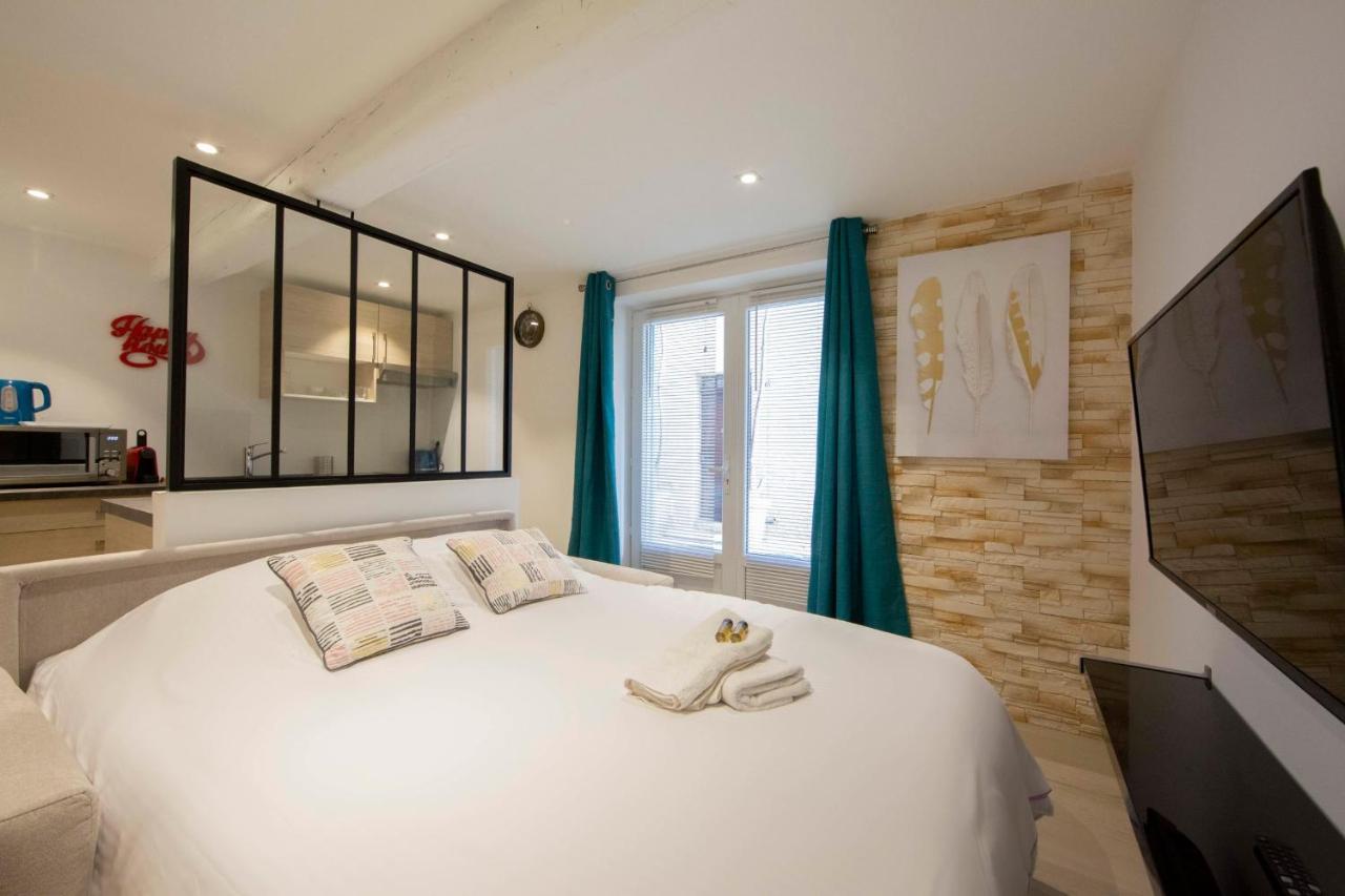 BNB RENTING brand-new atypical studio in rue Fourmillière Antibes Extérieur photo